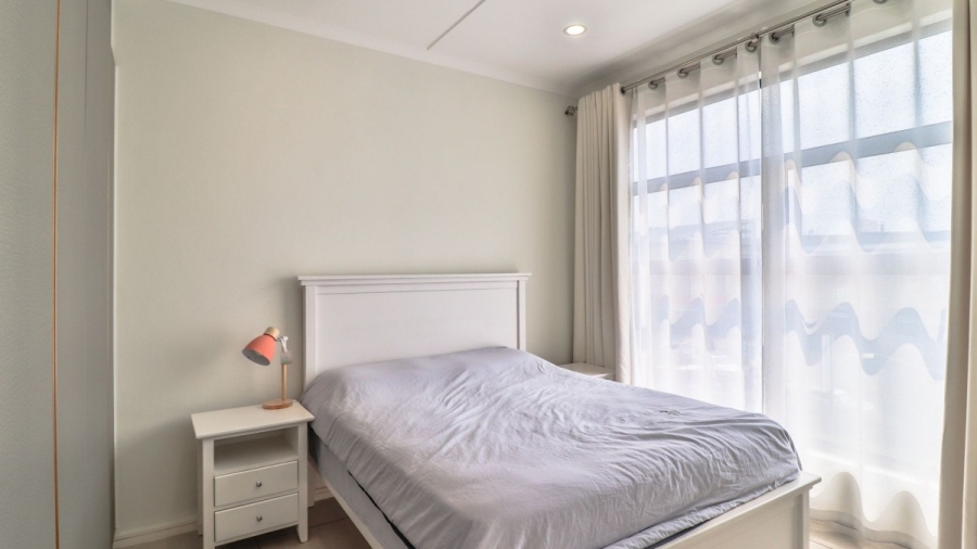 2 Bedroom Property for Sale in Greenstone Hill Gauteng