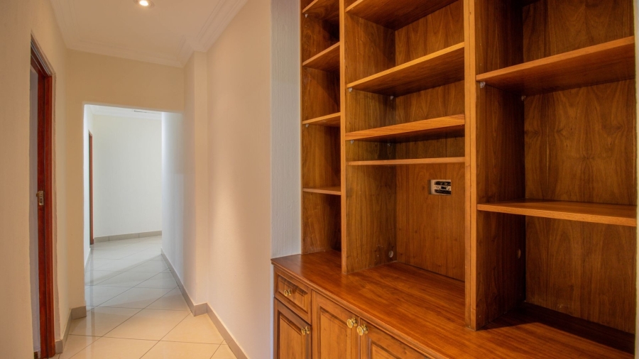 3 Bedroom Property for Sale in Hurlingham Manor Gauteng