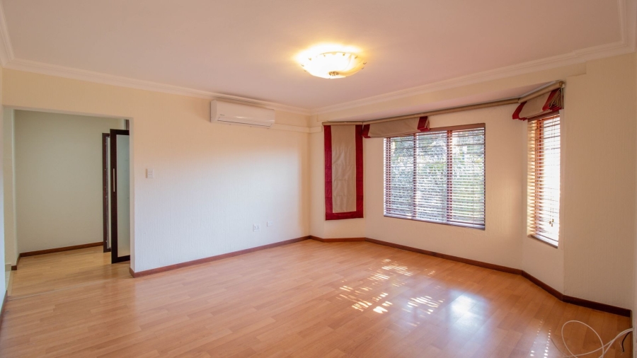 3 Bedroom Property for Sale in Hurlingham Manor Gauteng