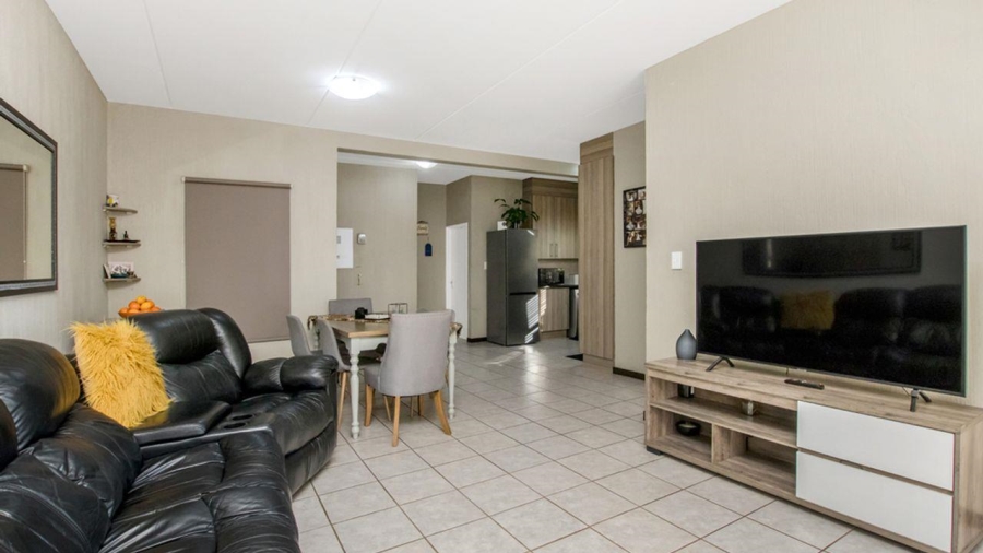 2 Bedroom Property for Sale in Bergbron Gauteng