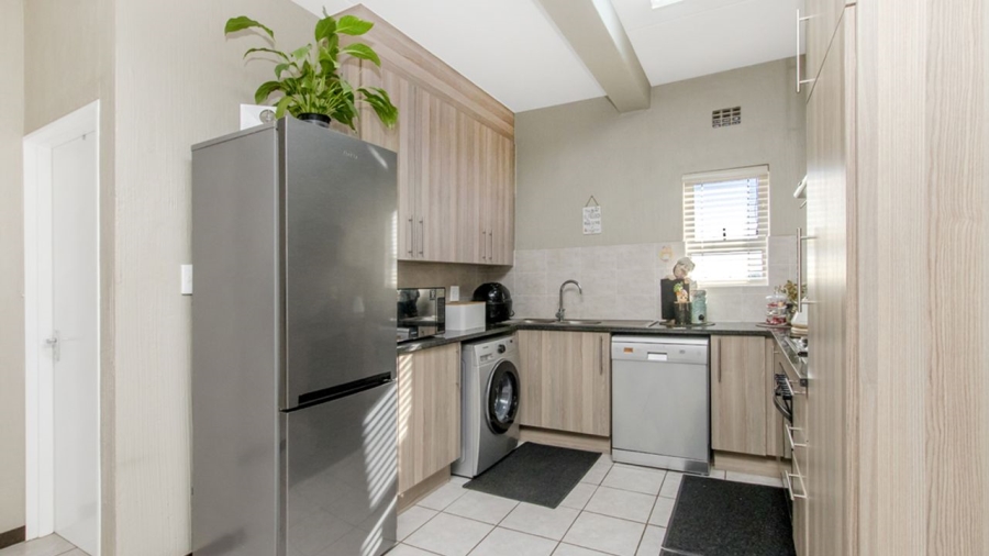 2 Bedroom Property for Sale in Bergbron Gauteng