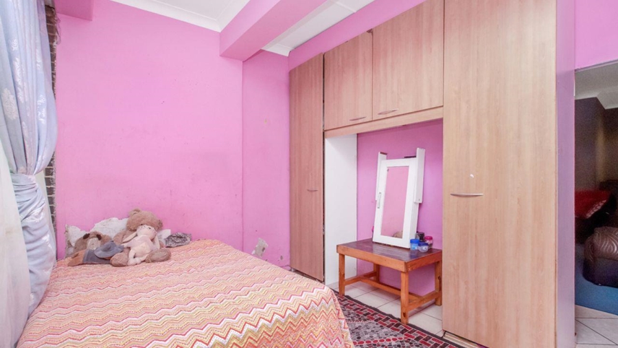 2 Bedroom Property for Sale in Florida Lake Gauteng