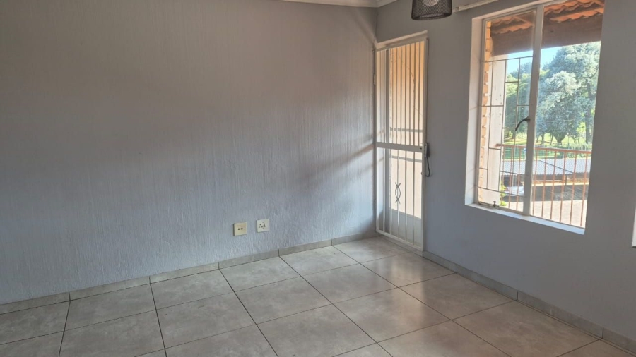 2 Bedroom Property for Sale in Horison Gauteng