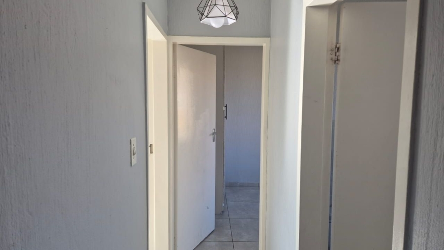 2 Bedroom Property for Sale in Horison Gauteng