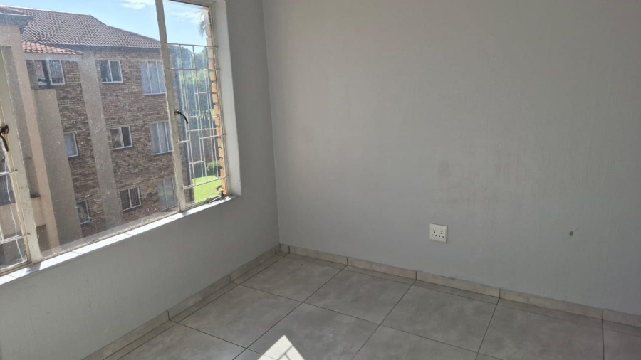 2 Bedroom Property for Sale in Horison Gauteng