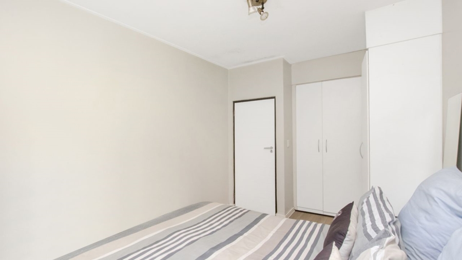1 Bedroom Property for Sale in Jackal Creek Golf Estate Gauteng