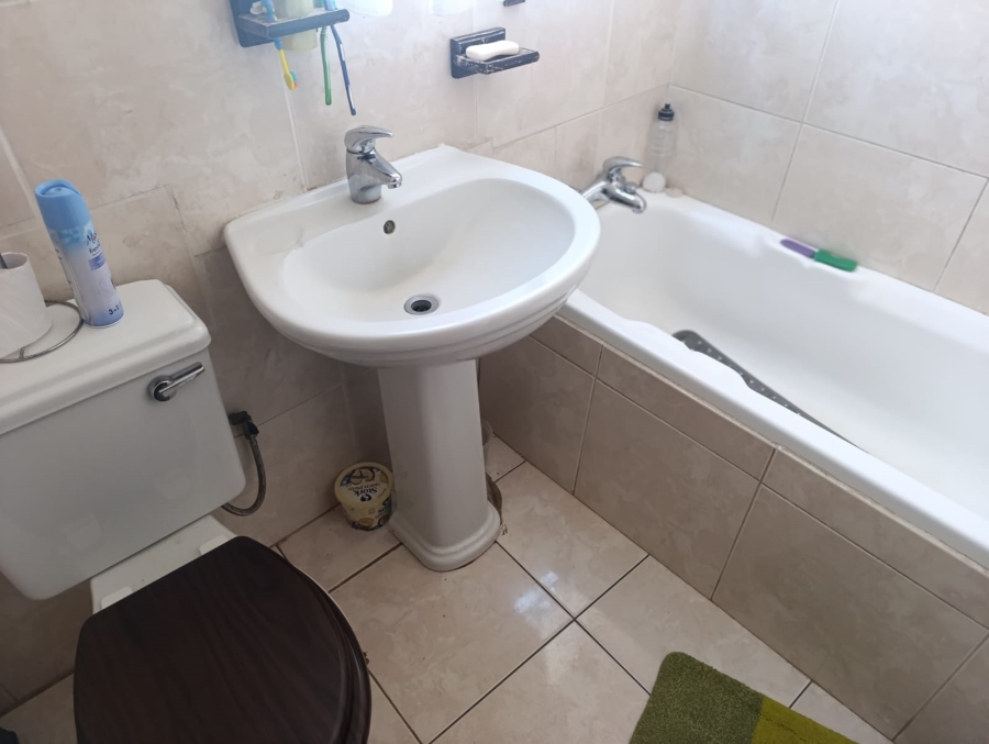 3 Bedroom Property for Sale in Soshanguve M Gauteng