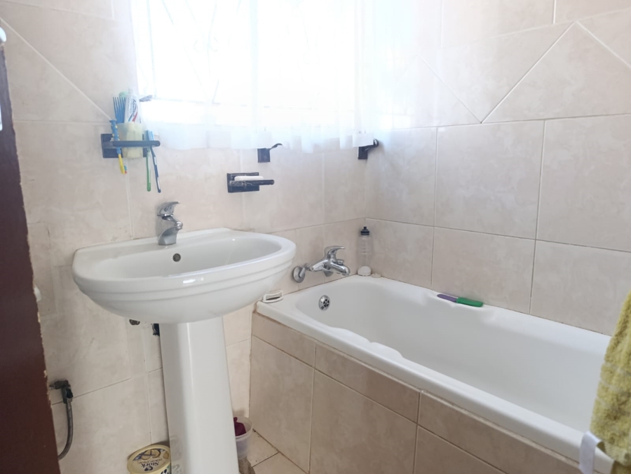 3 Bedroom Property for Sale in Soshanguve M Gauteng