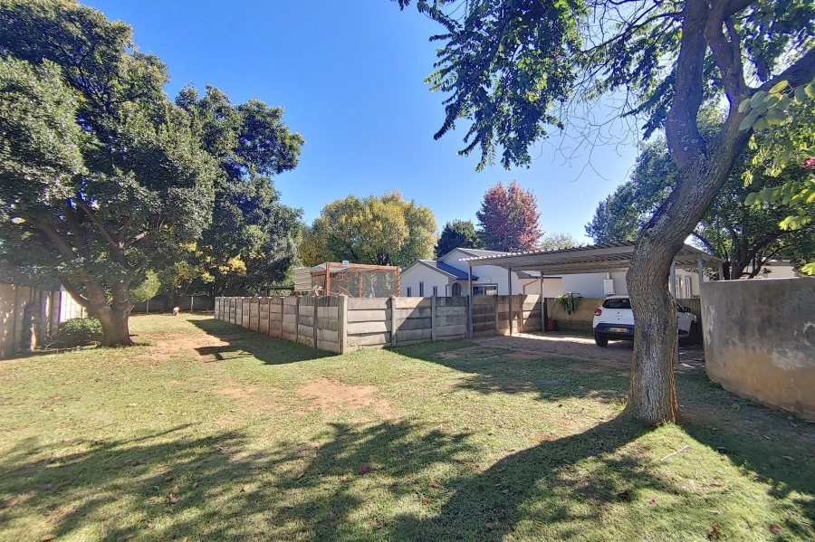 To Let 2 Bedroom Property for Rent in Bredell Gauteng