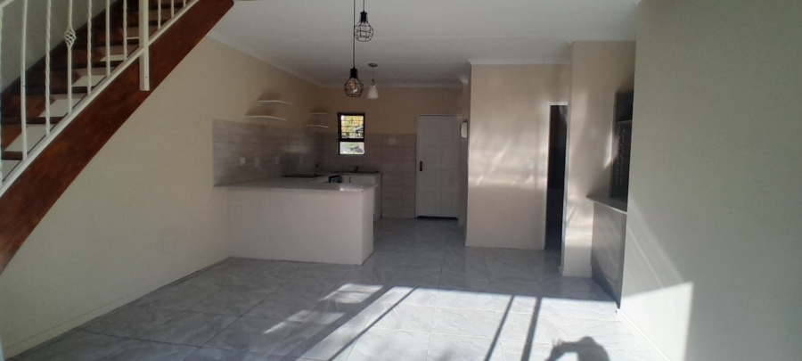 2 Bedroom Property for Sale in Broadacres Gauteng