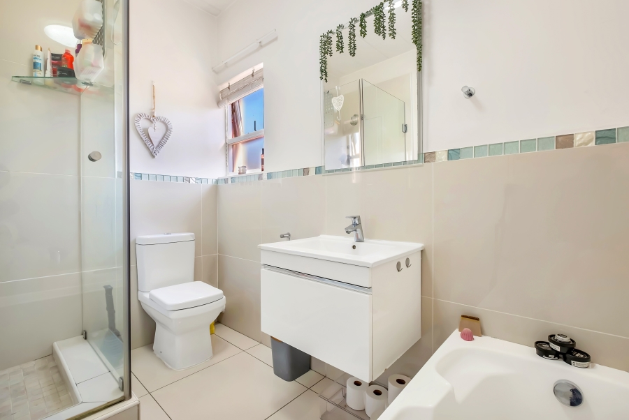 2 Bedroom Property for Sale in Melrose Estate Gauteng