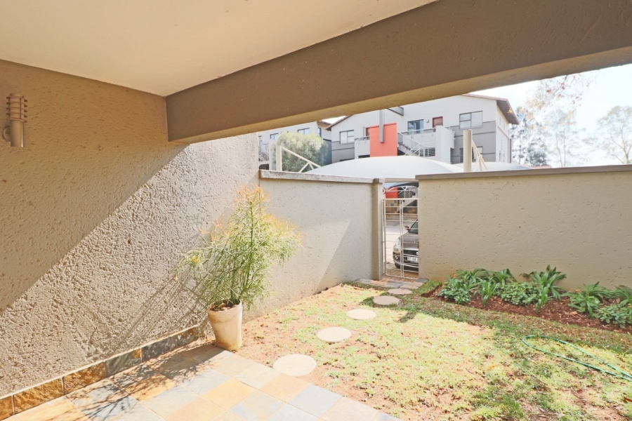 To Let 2 Bedroom Property for Rent in Rivonia Gauteng