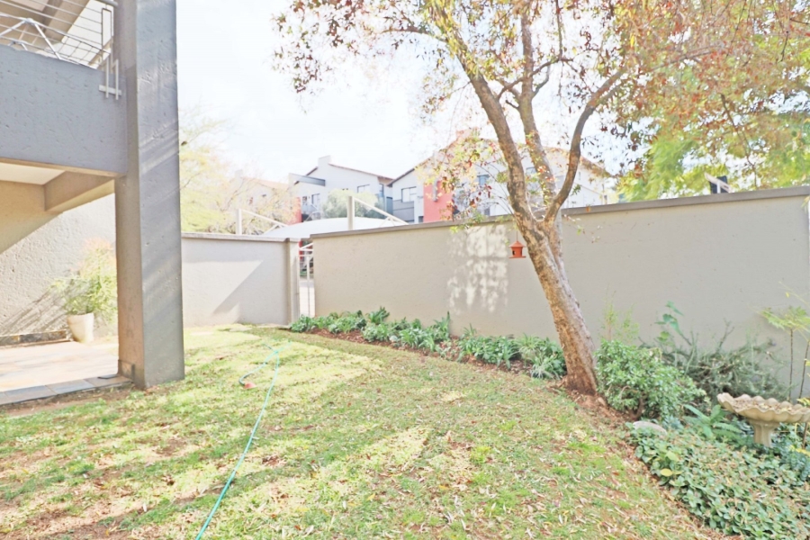 To Let 2 Bedroom Property for Rent in Rivonia Gauteng