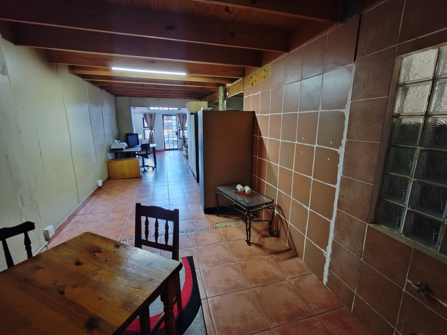 6 Bedroom Property for Sale in Rietfontein Gauteng