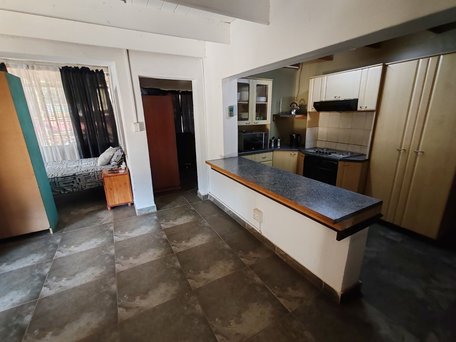 6 Bedroom Property for Sale in Rietfontein Gauteng