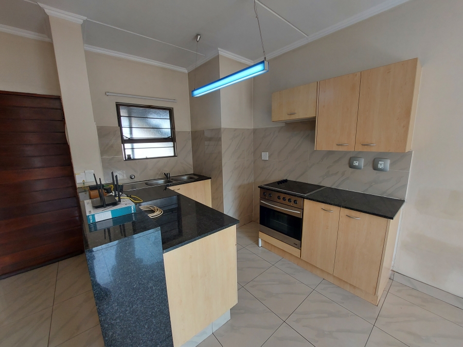 To Let 1 Bedroom Property for Rent in Sunninghill Gauteng