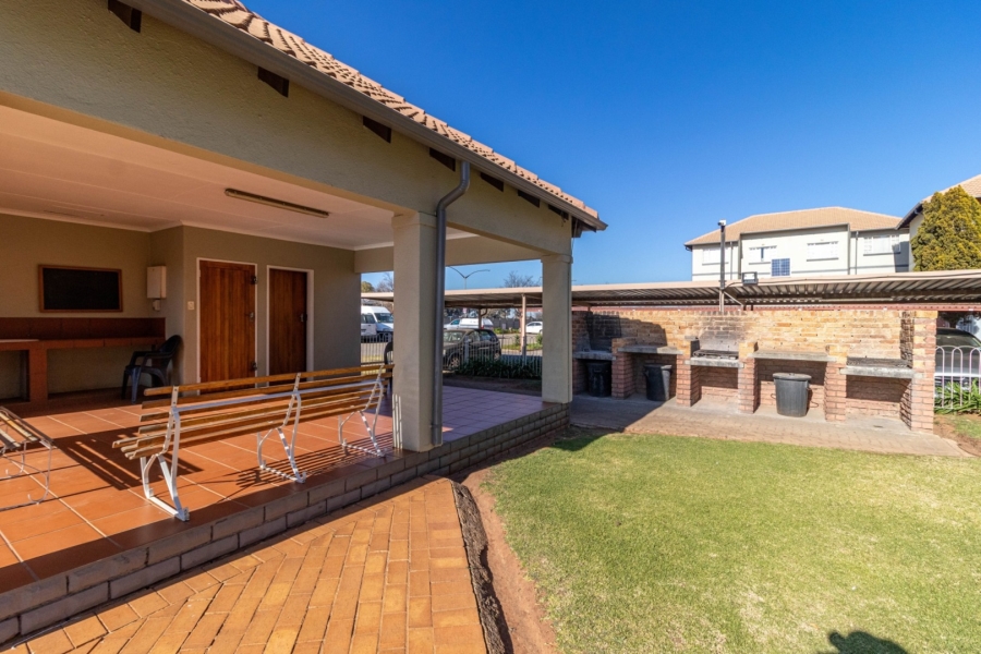 1 Bedroom Property for Sale in Brentwood Park Gauteng
