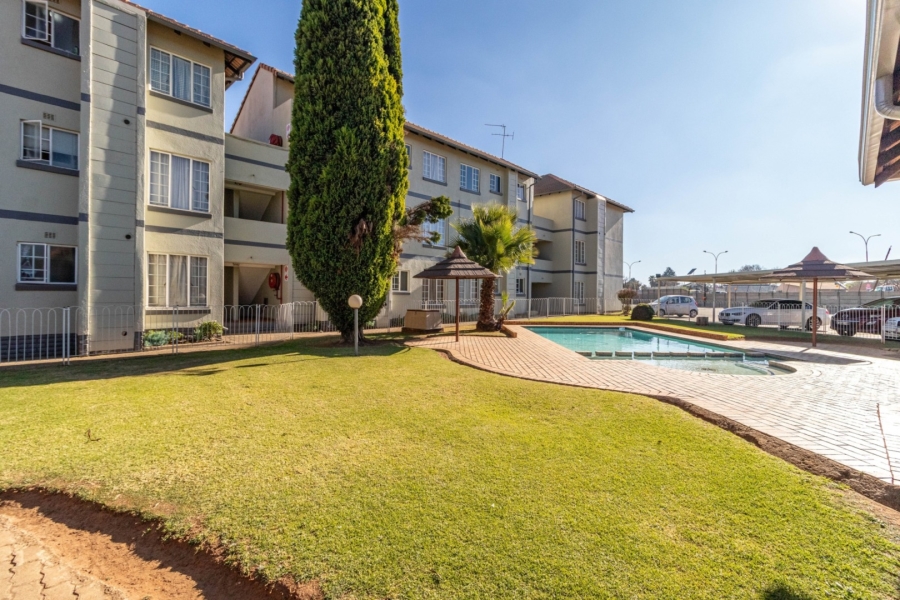 1 Bedroom Property for Sale in Brentwood Park Gauteng