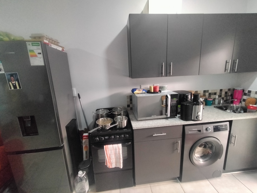 1 Bedroom Property for Sale in Pretoria North Gauteng