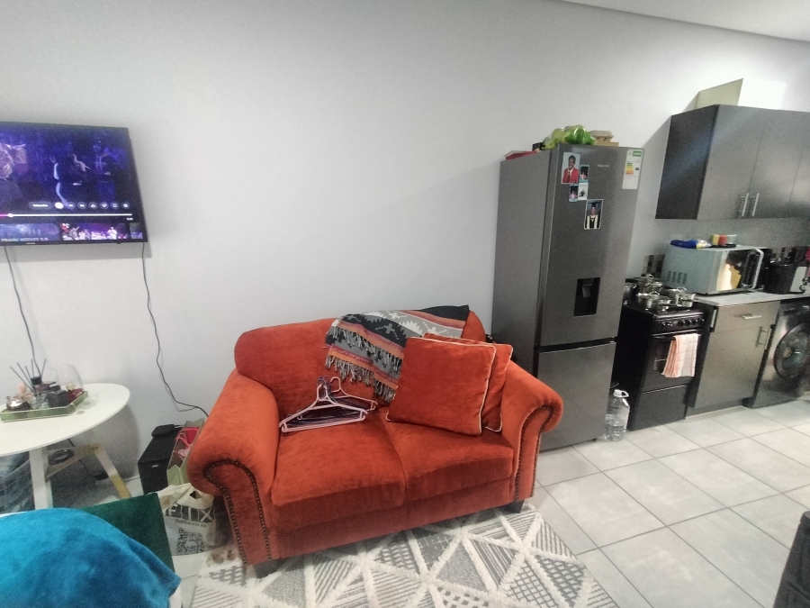 1 Bedroom Property for Sale in Pretoria North Gauteng