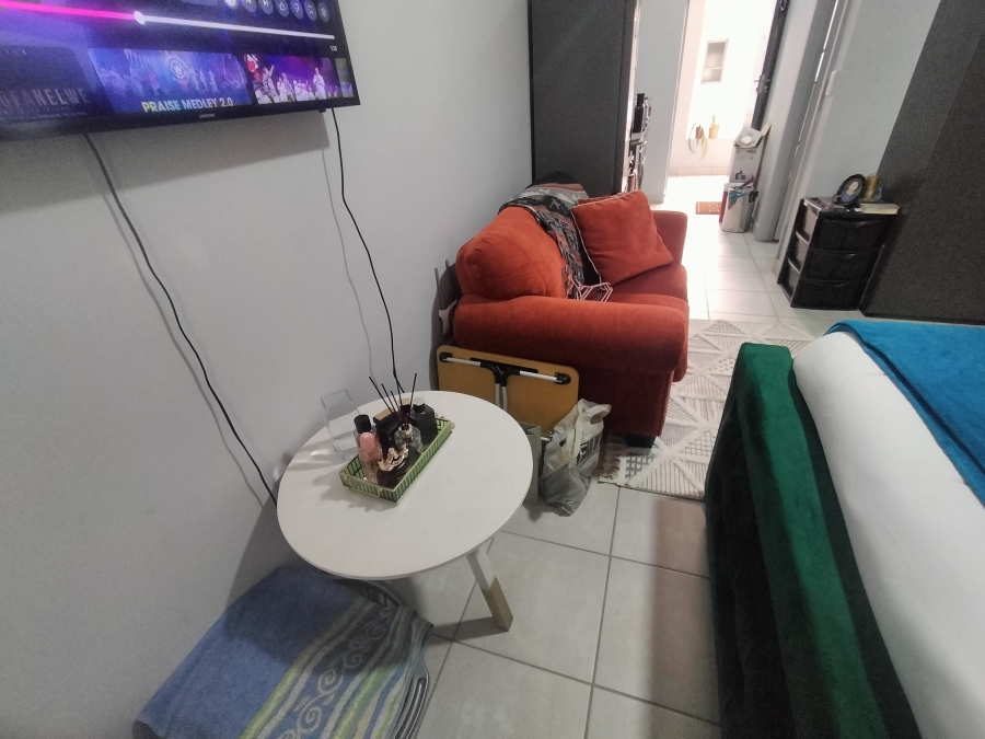 1 Bedroom Property for Sale in Pretoria North Gauteng