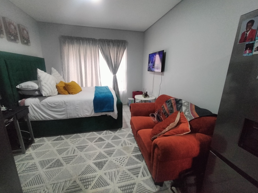 1 Bedroom Property for Sale in Pretoria North Gauteng
