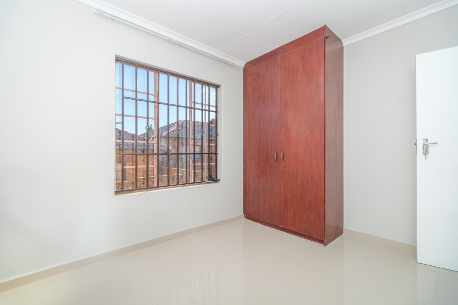 To Let 3 Bedroom Property for Rent in Honeydew Manor Gauteng