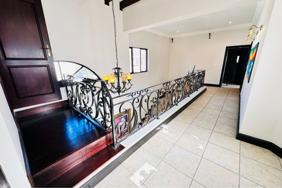 4 Bedroom Property for Sale in Maroeladal Gauteng