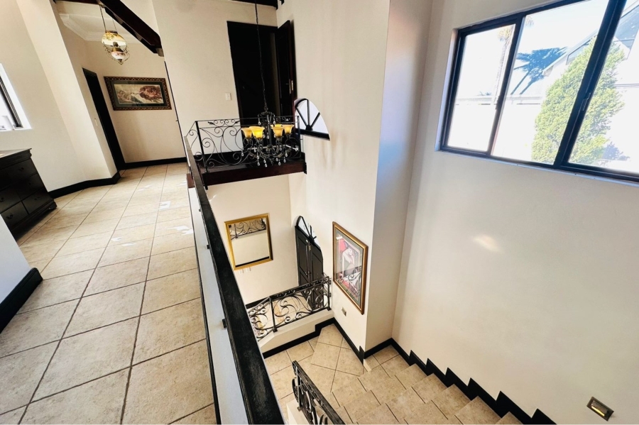 4 Bedroom Property for Sale in Maroeladal Gauteng