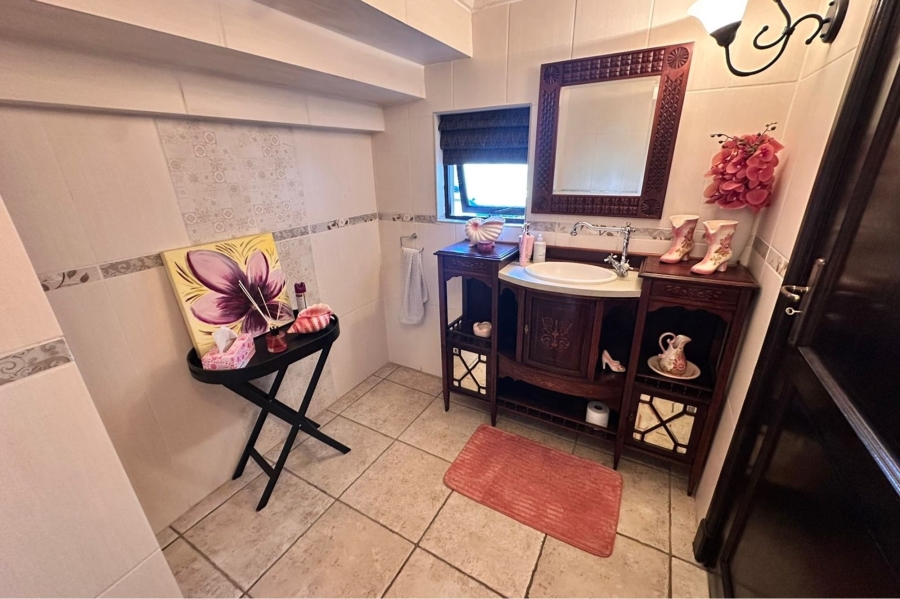 4 Bedroom Property for Sale in Maroeladal Gauteng