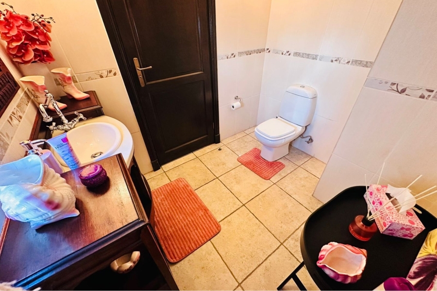4 Bedroom Property for Sale in Maroeladal Gauteng