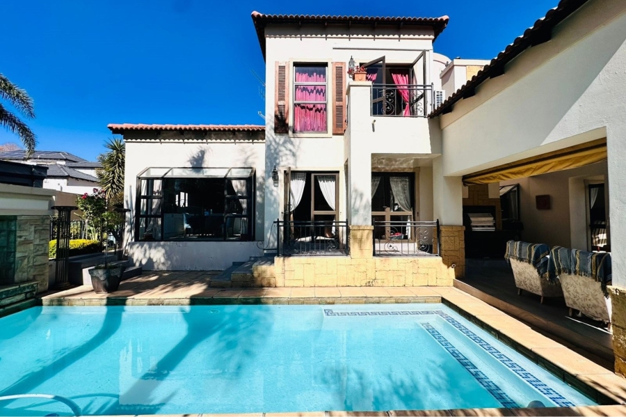 4 Bedroom Property for Sale in Maroeladal Gauteng