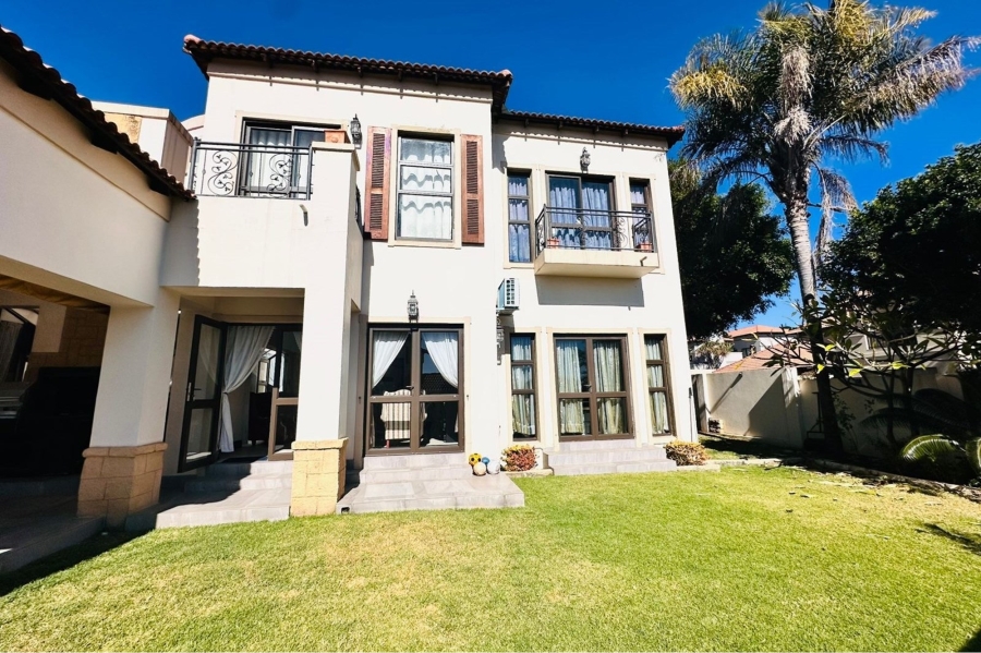 4 Bedroom Property for Sale in Maroeladal Gauteng