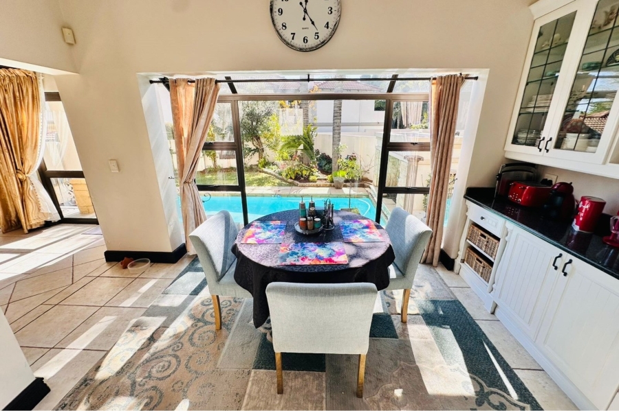 4 Bedroom Property for Sale in Maroeladal Gauteng