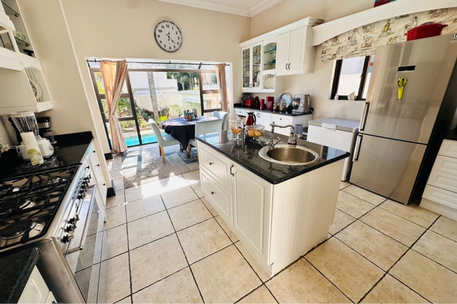 4 Bedroom Property for Sale in Maroeladal Gauteng