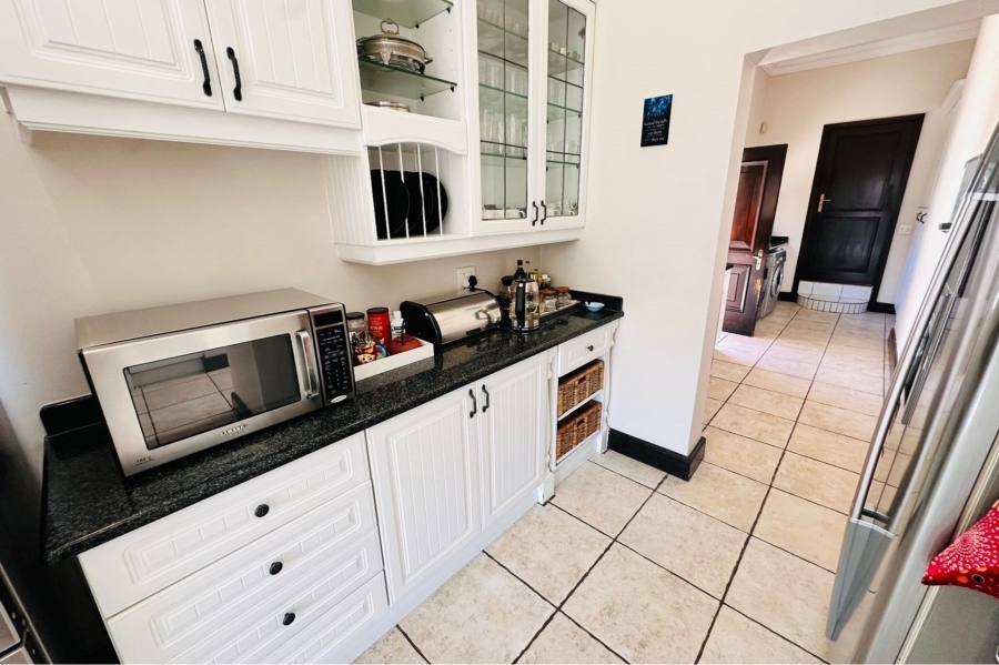 4 Bedroom Property for Sale in Maroeladal Gauteng