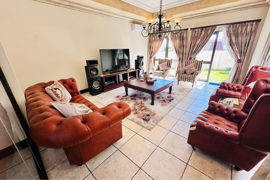 4 Bedroom Property for Sale in Maroeladal Gauteng