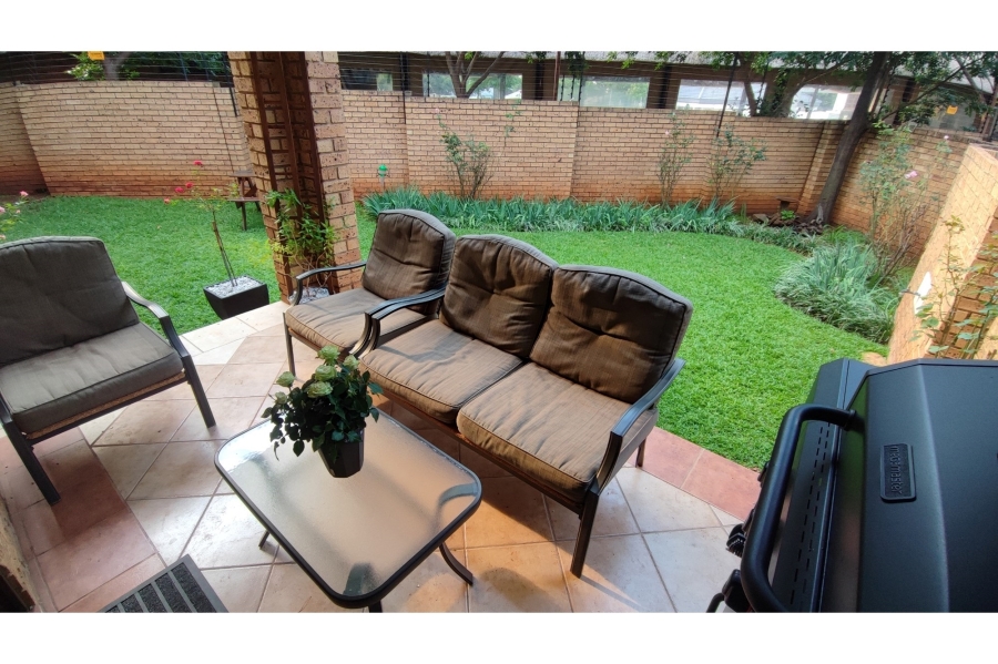 To Let 3 Bedroom Property for Rent in Boardwalk Villas Gauteng