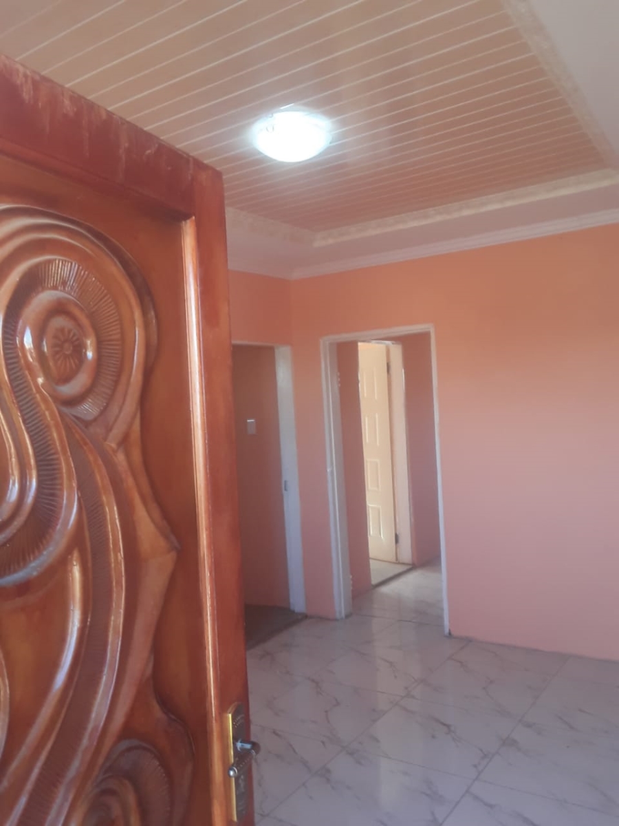2 Bedroom Property for Sale in Tsakane Gauteng