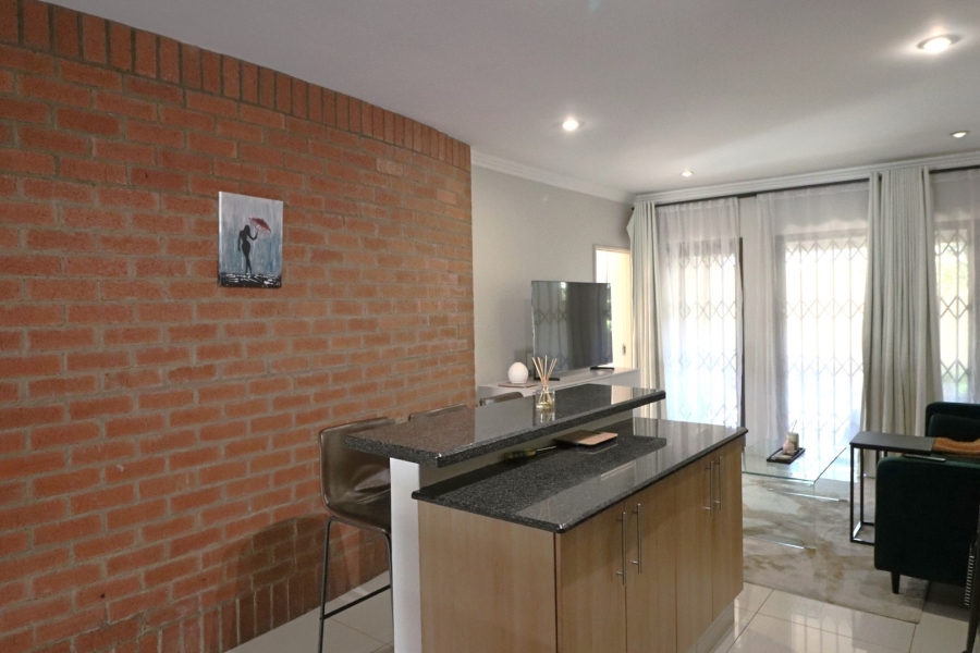 To Let 2 Bedroom Property for Rent in Rivonia Gauteng