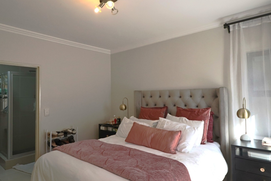 To Let 2 Bedroom Property for Rent in Rivonia Gauteng