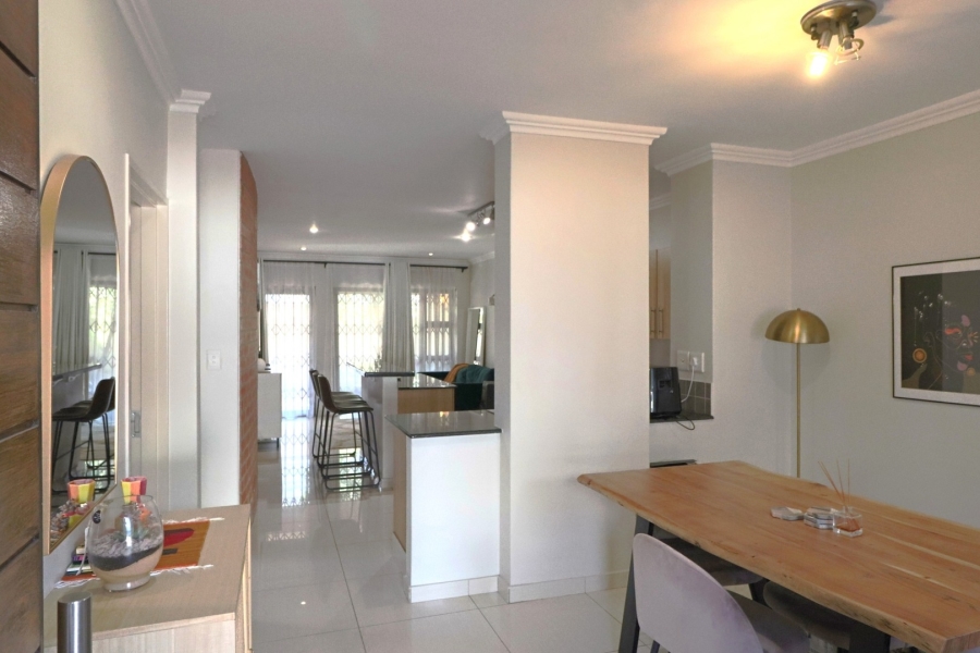 To Let 2 Bedroom Property for Rent in Rivonia Gauteng