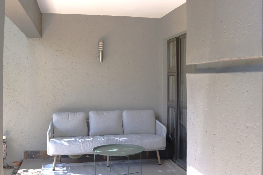 To Let 2 Bedroom Property for Rent in Rivonia Gauteng