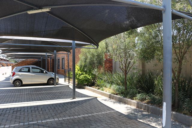 3 Bedroom Property for Sale in Ravenswood Gauteng
