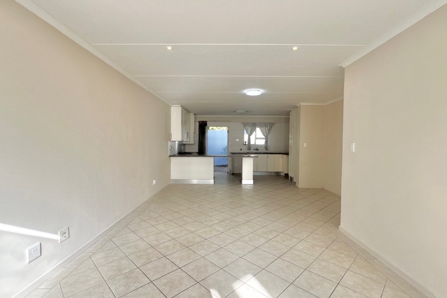 2 Bedroom Property for Sale in Bryanston Gauteng