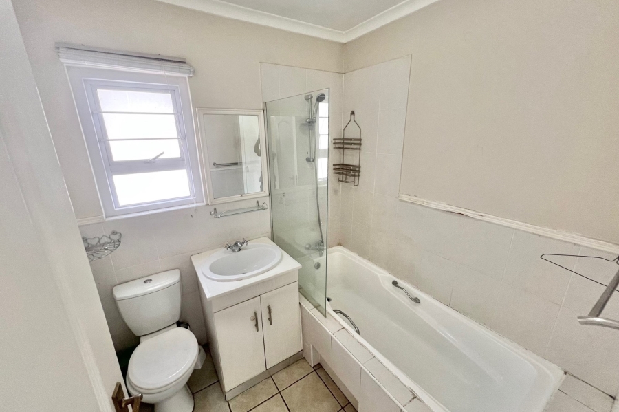 2 Bedroom Property for Sale in Bryanston Gauteng