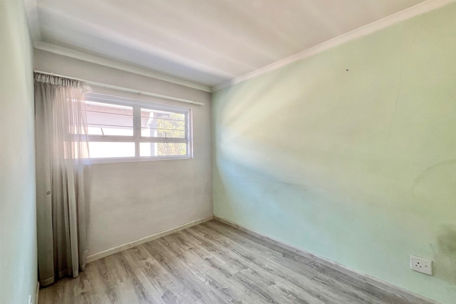 2 Bedroom Property for Sale in Bryanston Gauteng
