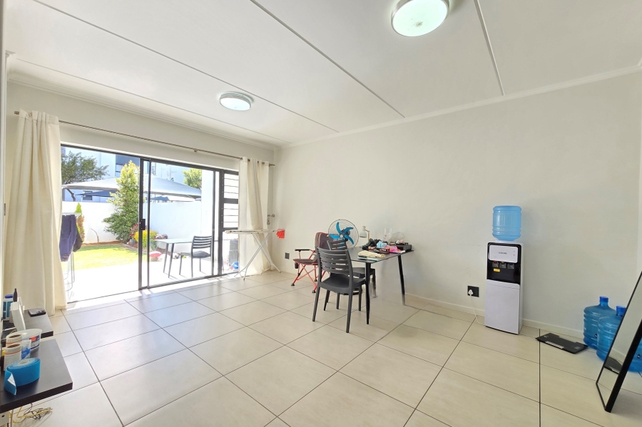 To Let 3 Bedroom Property for Rent in Greenstone Hill Gauteng