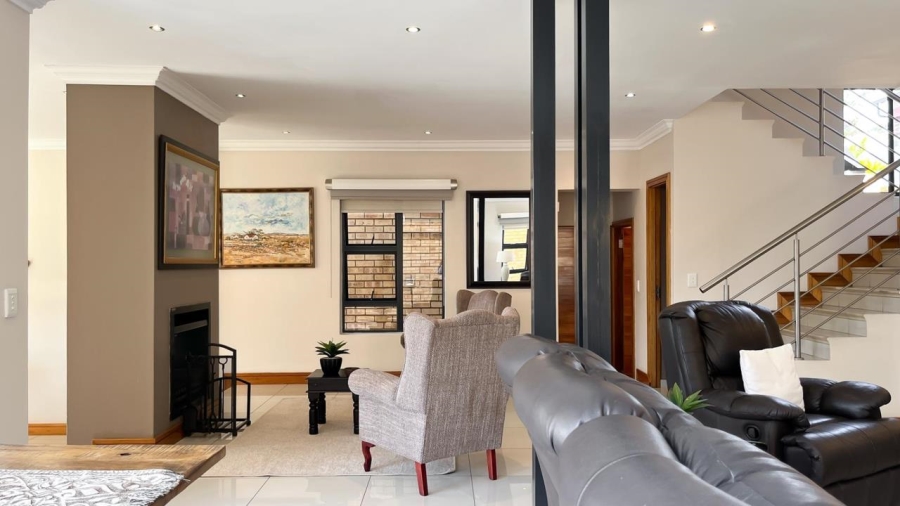 4 Bedroom Property for Sale in Meyersdal Gauteng