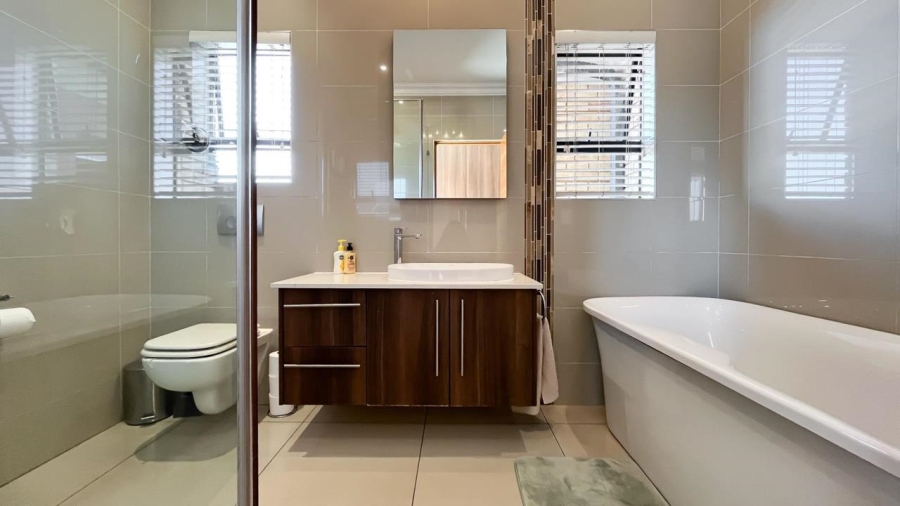 4 Bedroom Property for Sale in Meyersdal Gauteng